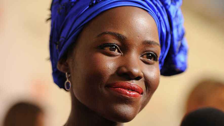 CALLING ON AFRICAN WOMEN PROFESSIONALS / APPEL AUX FEMMES AFRICAINES PROFESSIONNELLES